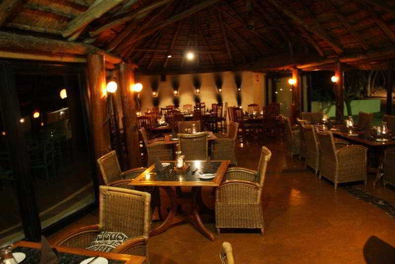 Zulu Nyala Game Lodge Hluhluwe Exterior photo